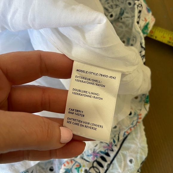 Eyelet Floral Patterned Sleeveless Dress Size Medium - Picture 9 of 9